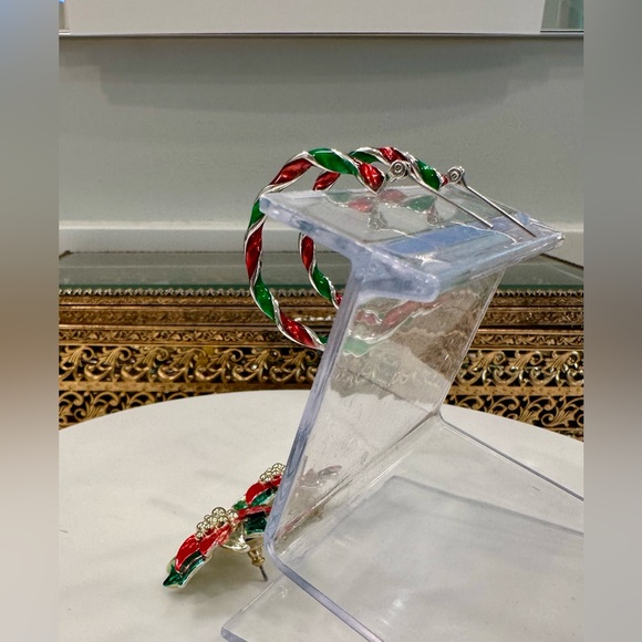 2 Prs Christmas Earrings - Red/Green/Gold/Silver Enamel Costume Jewelry - VGVC - Picture 10 of 17